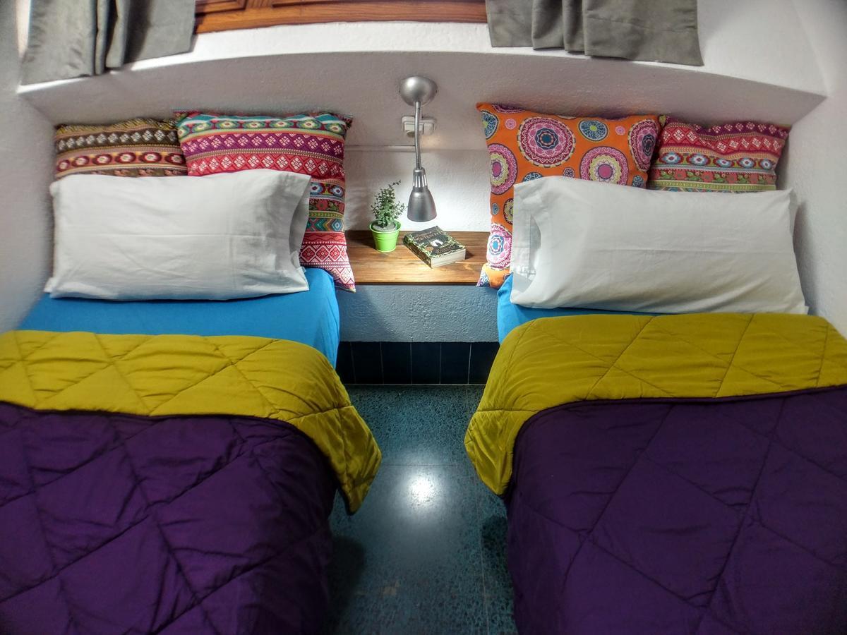 X Hostel Alicante Dış mekan fotoğraf